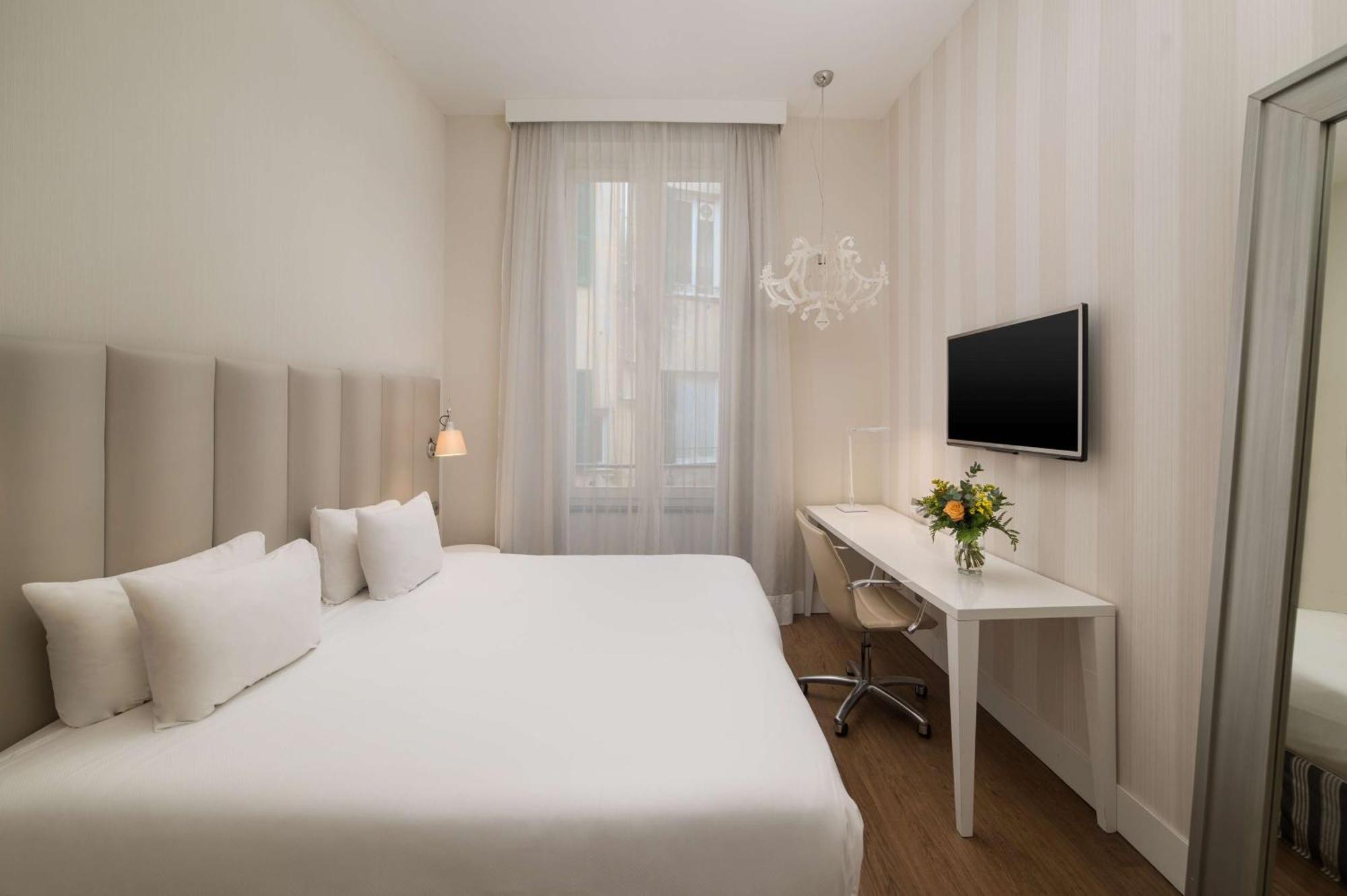 Nh Centro Hotel Genoa