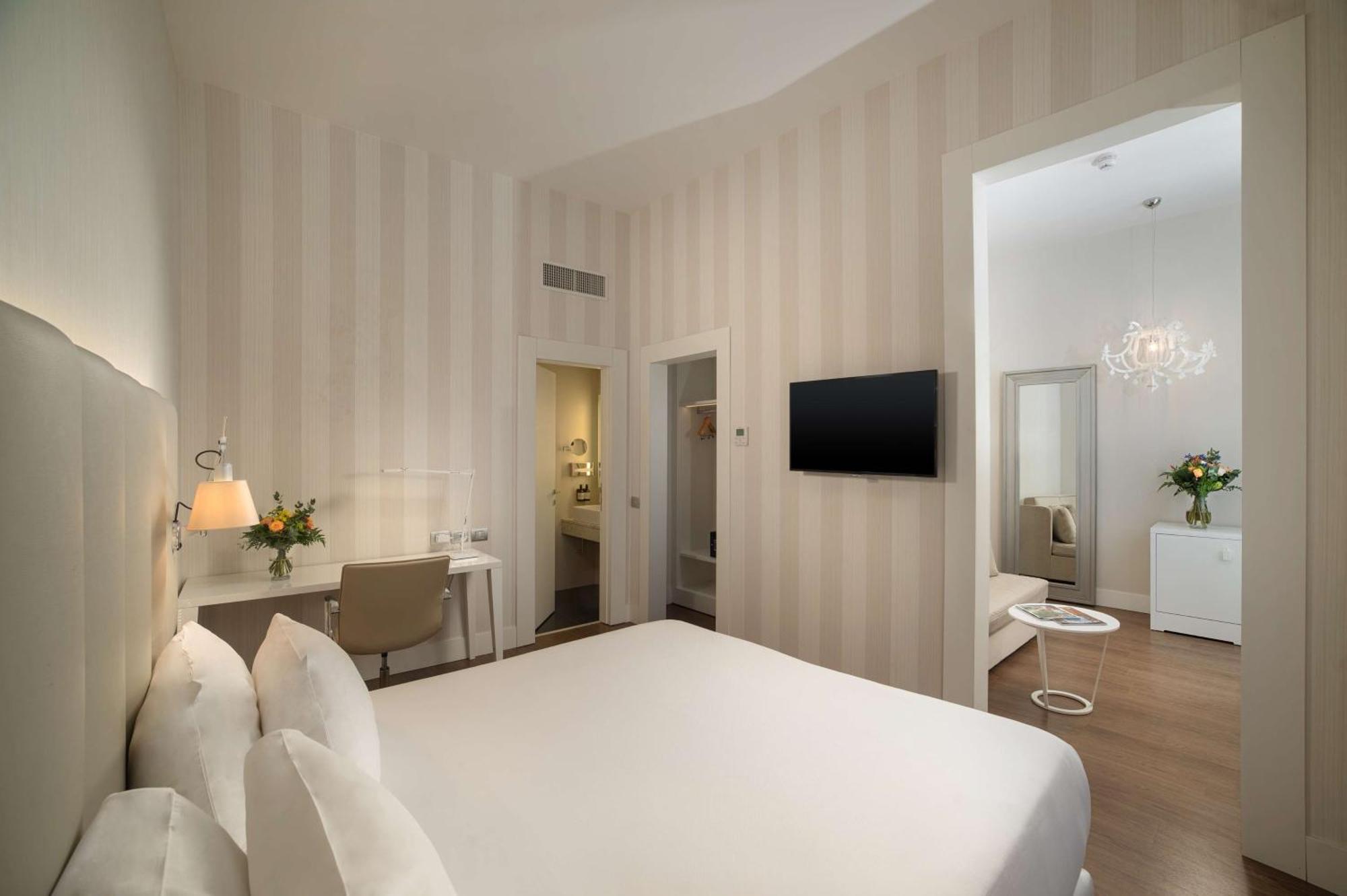 Hotel Nh Centro 4*