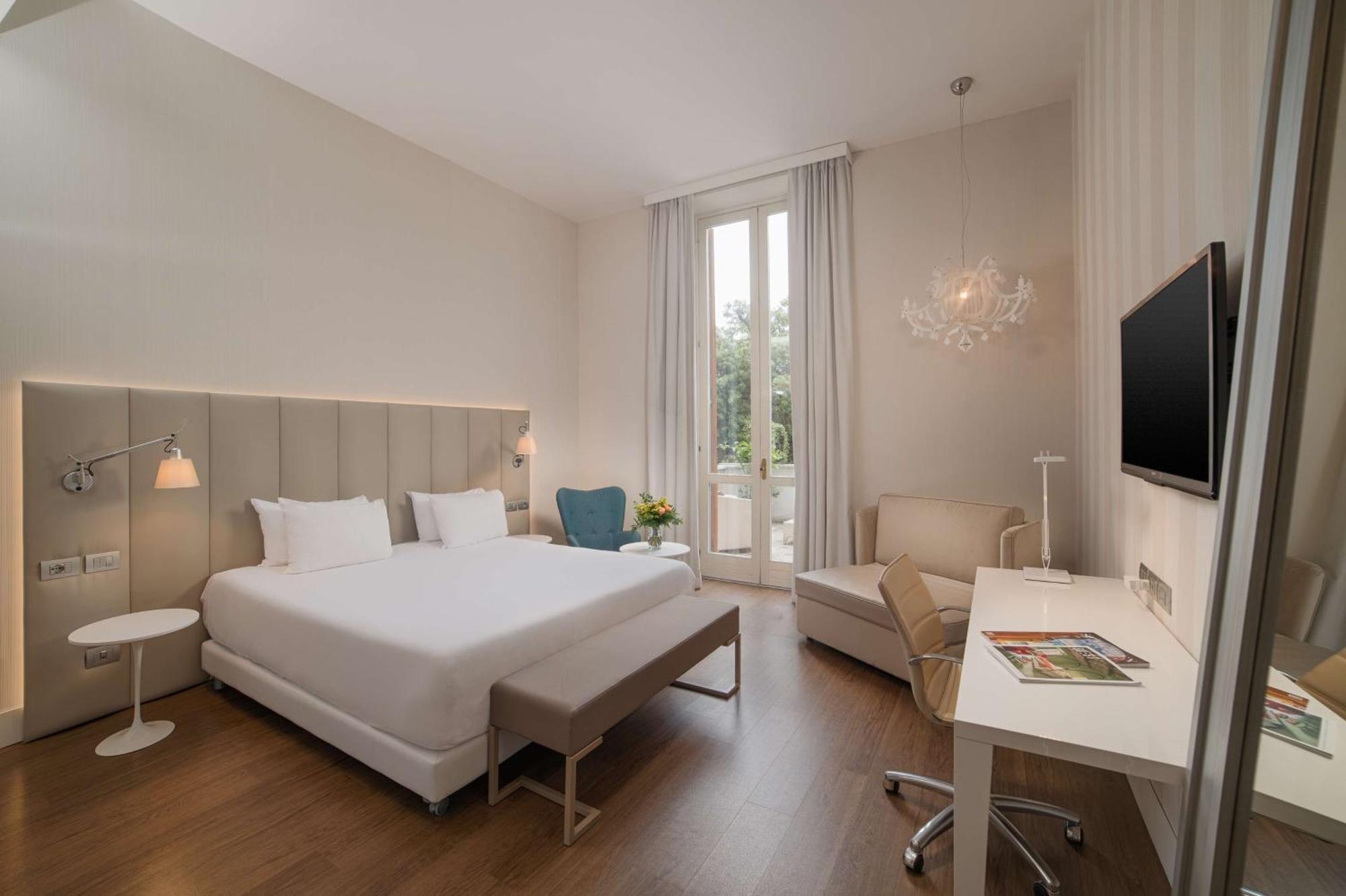 Nh Centro Hotel Genoa