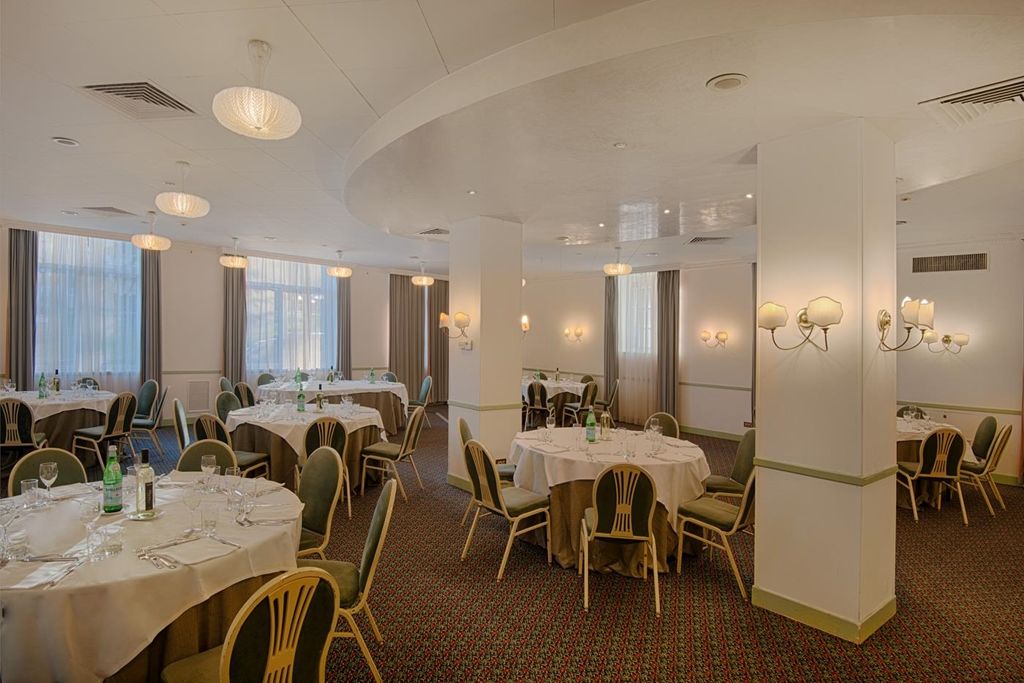 Nh Centro Hotel Genoa