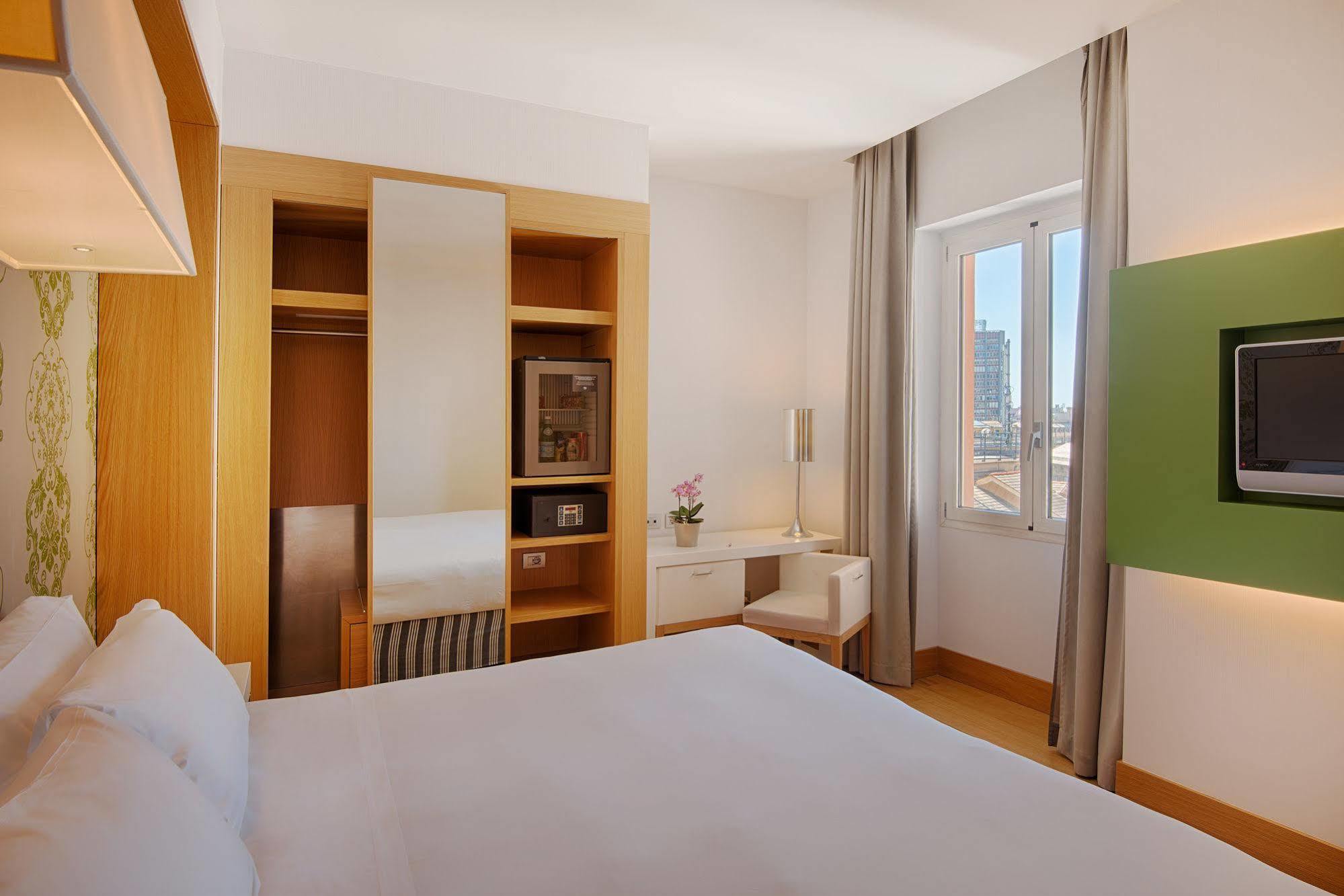 Hotel Nh Centro